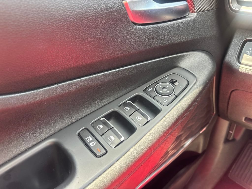 Used 2020 Hyundai Santa Fe SEL w/ Convenience Package FWD image 25