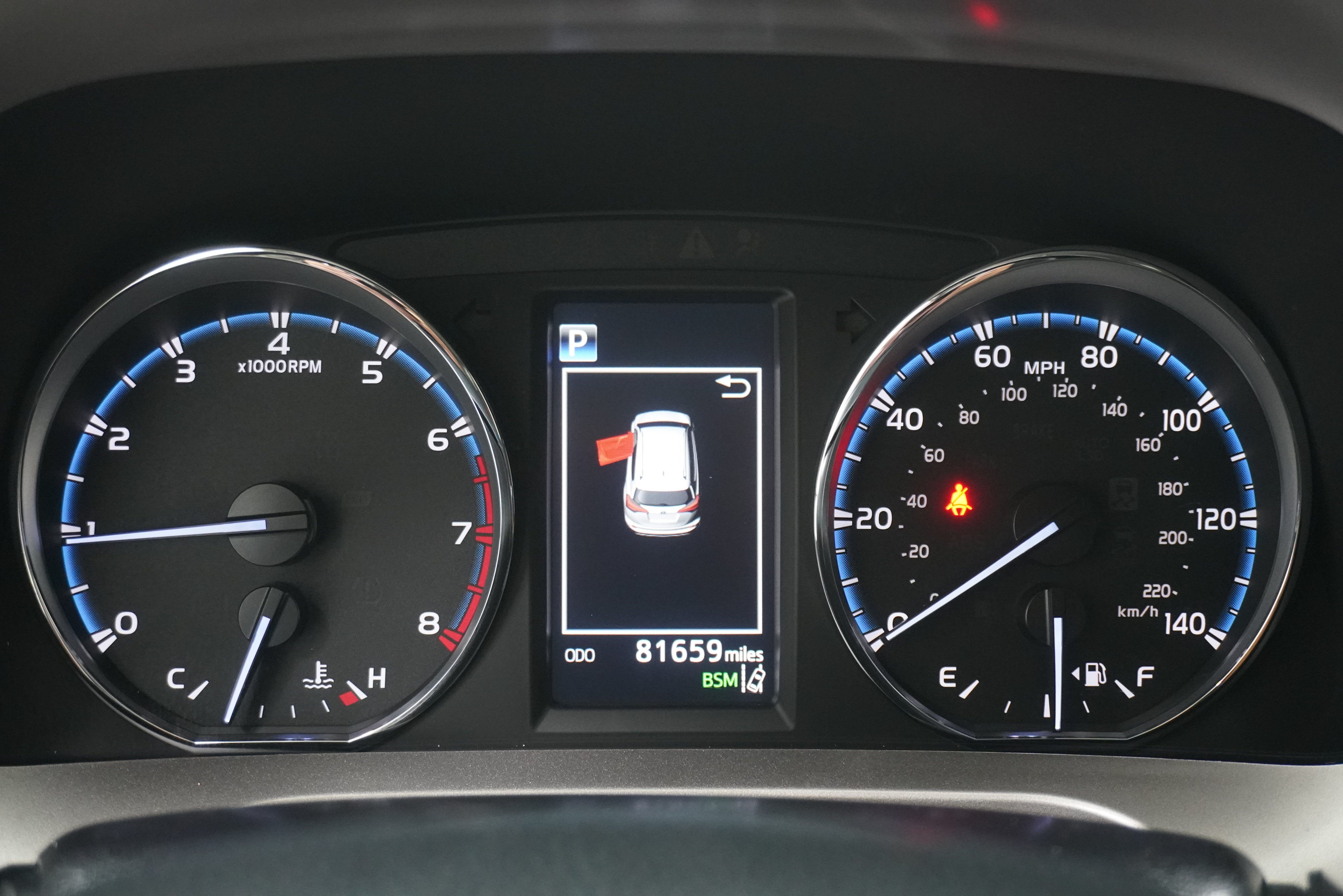 Used 2018 Toyota RAV4 Limited FWD image 18