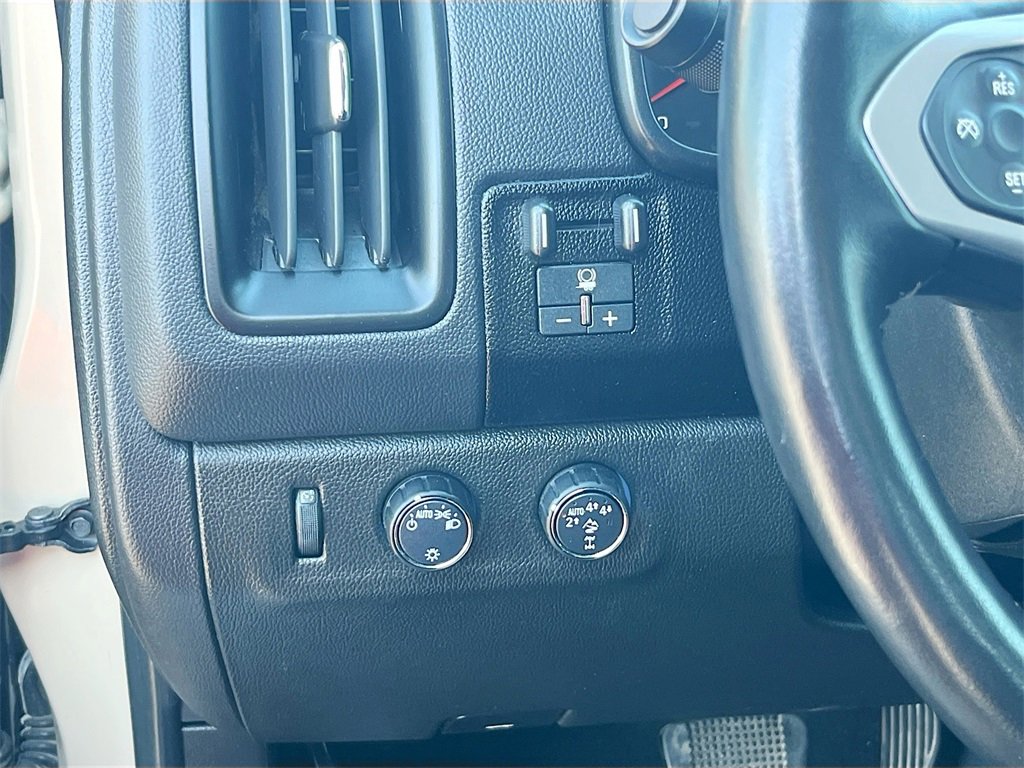 Used 2022 Chevrolet Colorado ZR2 w/ ZR2 Dusk Special Edition image 10