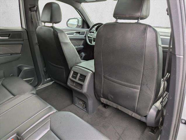 Used 2021 Volkswagen Atlas Cross Sport SE w/ Panoramic Sunroof Package image 29