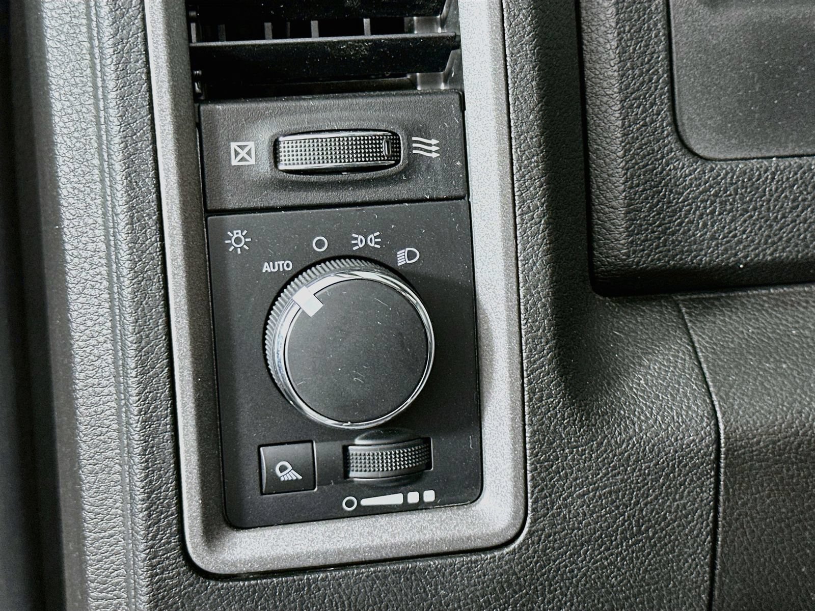 Used 2022 RAM 1500 Tradesman w/ Popular Equipment Group AWD/4WD image 11