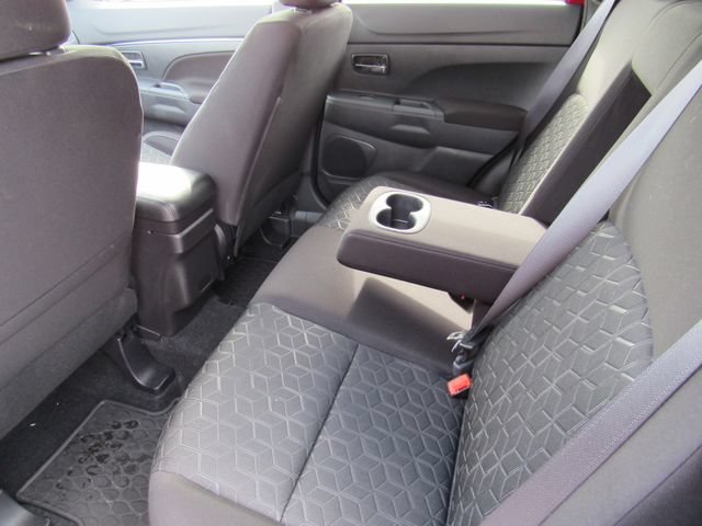 Used 2024 Mitsubishi Outlander Sport ES AWD/4WD image 13