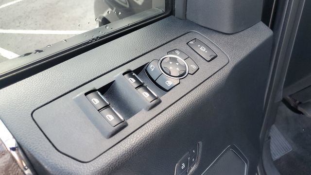 Used 2017 Ford F250 Lariat w/ Lariat Ultimate Package image 13