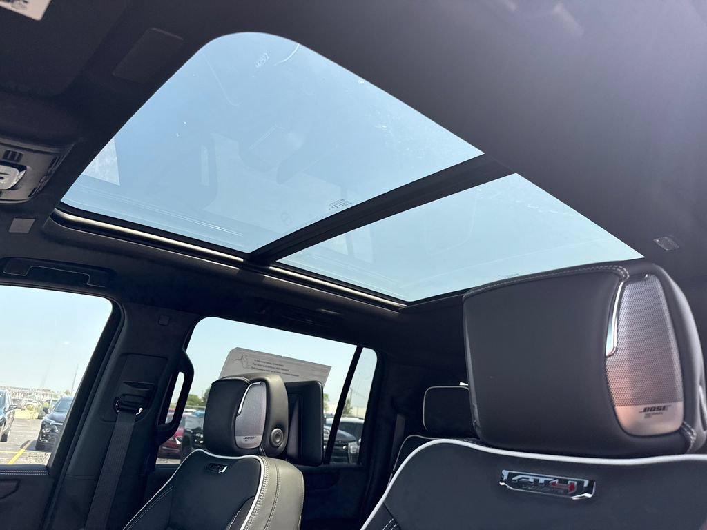 New 2026 GMC Yukon XL AT4 Ultimate AWD/4WD image 28