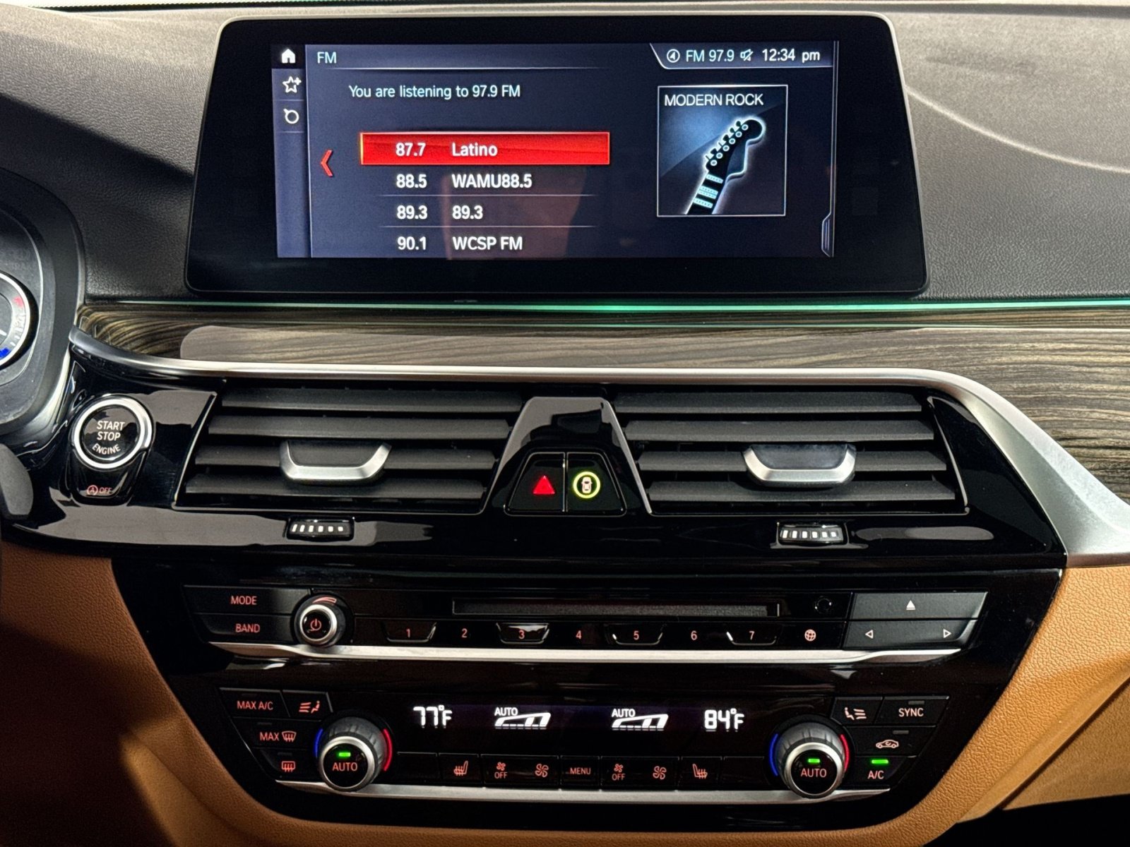 Used 2018 BMW 530i xDrive AWD/4WD image 18