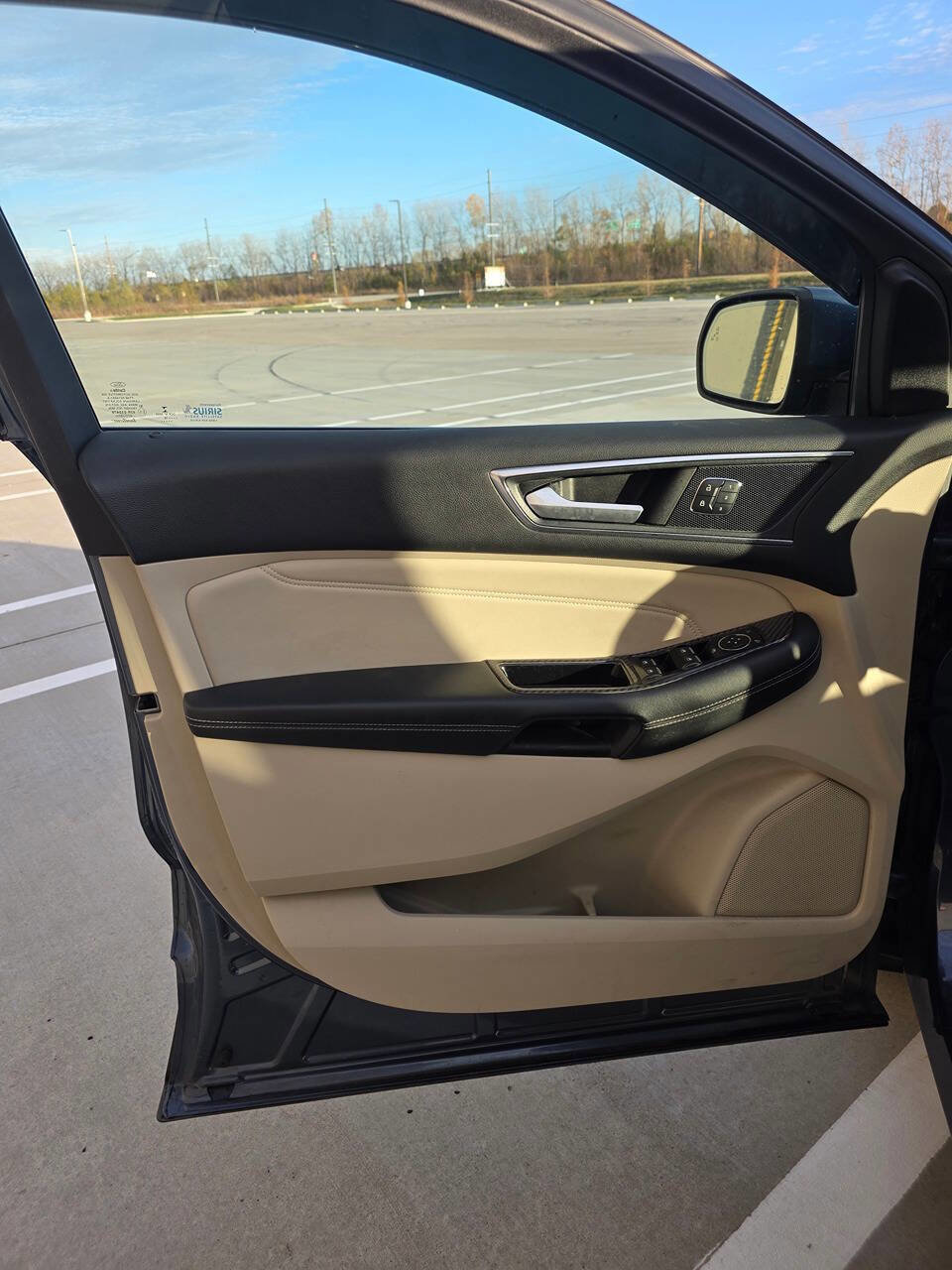 Used 2018 Ford Edge Titanium w/ Equipment Group 301A image 17