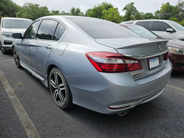 Used 2017 Honda Accord Sport image 9