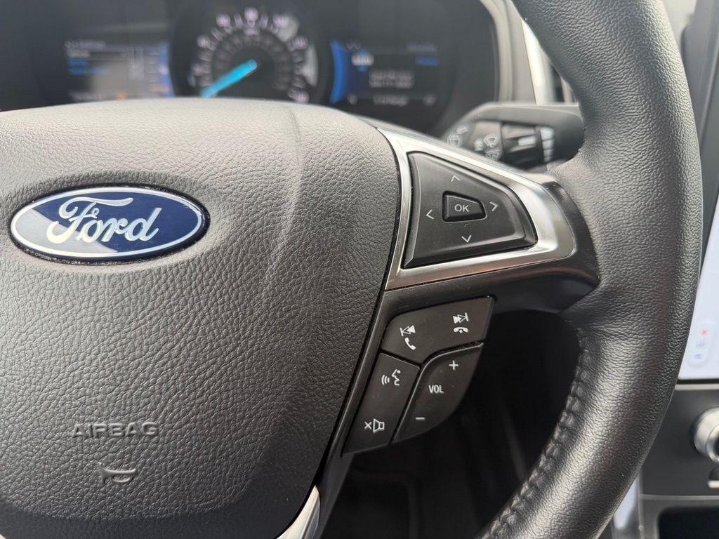 Used 2024 Ford Edge Titanium AWD/4WD image 26