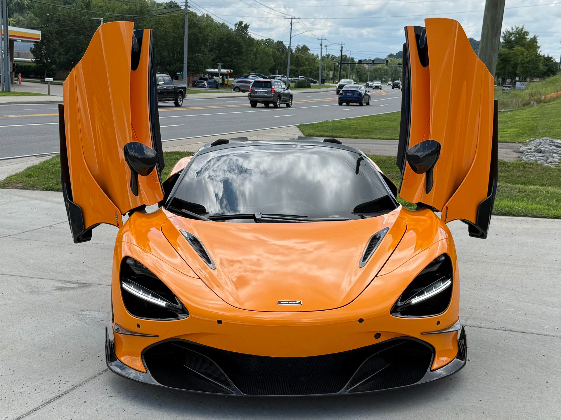 Used 2021 McLaren 720S Performance RWD image 5