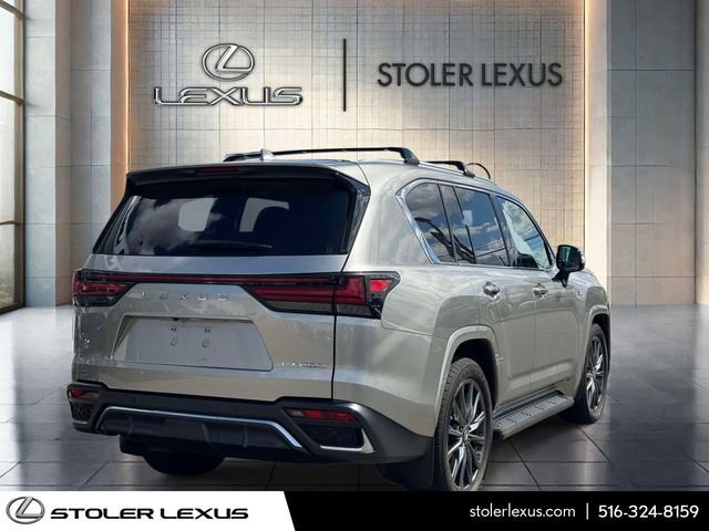 Used 2023 Lexus LX 600 F Sport w/ Accessory Package (Z1) AWD/4WD image 5