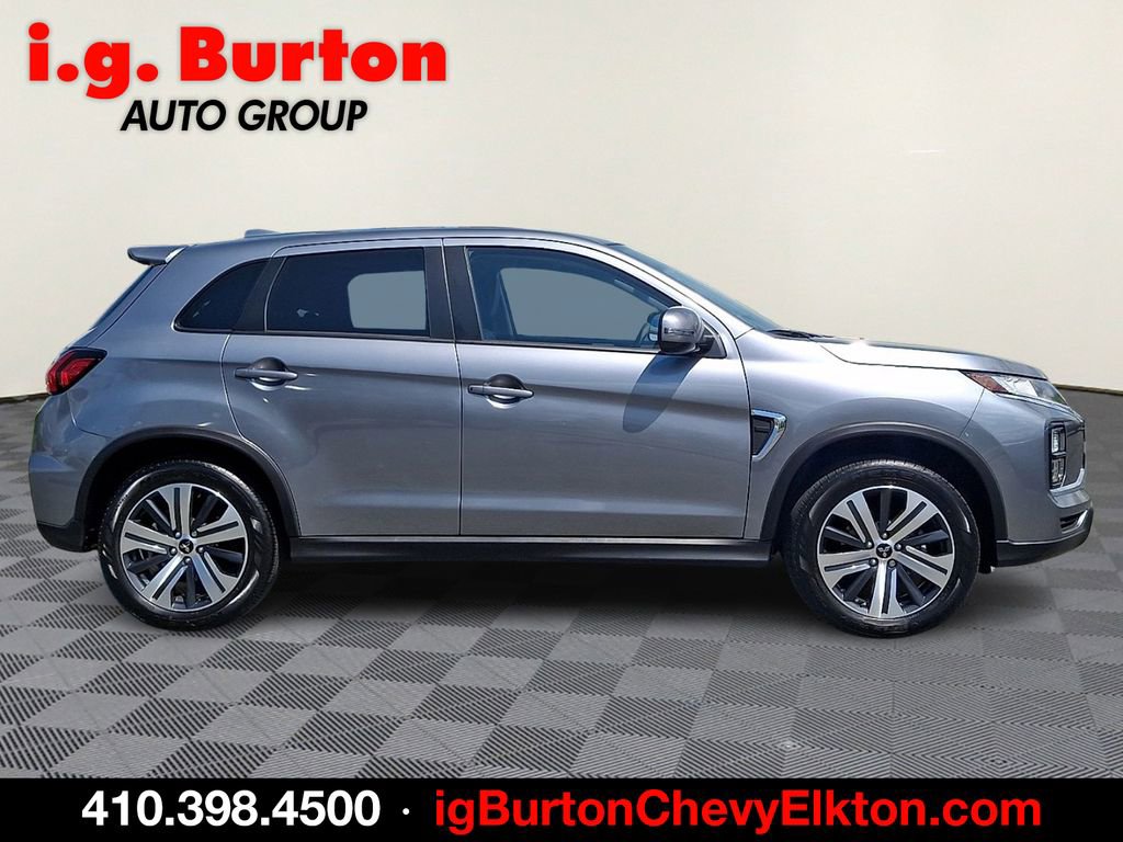Used 2023 Mitsubishi Outlander Sport ES AWD/4WD image 7