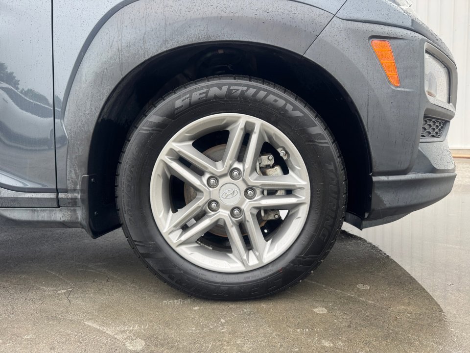 Used 2018 Hyundai Kona SE image 29