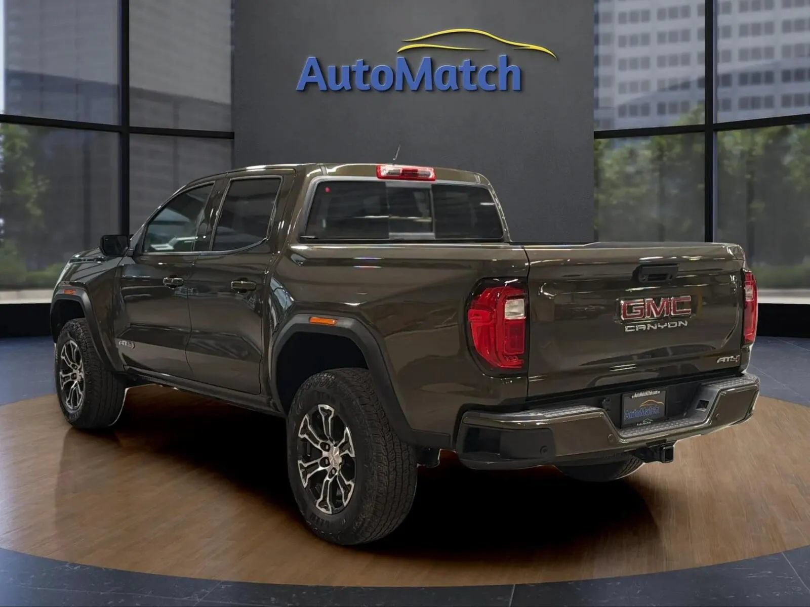 Used 2025 GMC Canyon AT4 AWD/4WD image 9