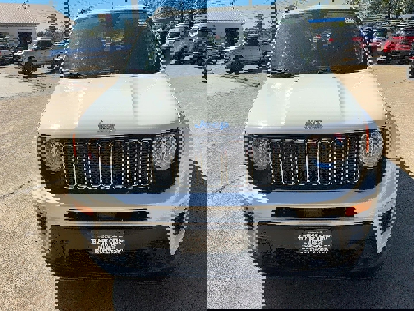 Used 2020 Jeep Renegade Sport w/ Sport Appearance Group image 2