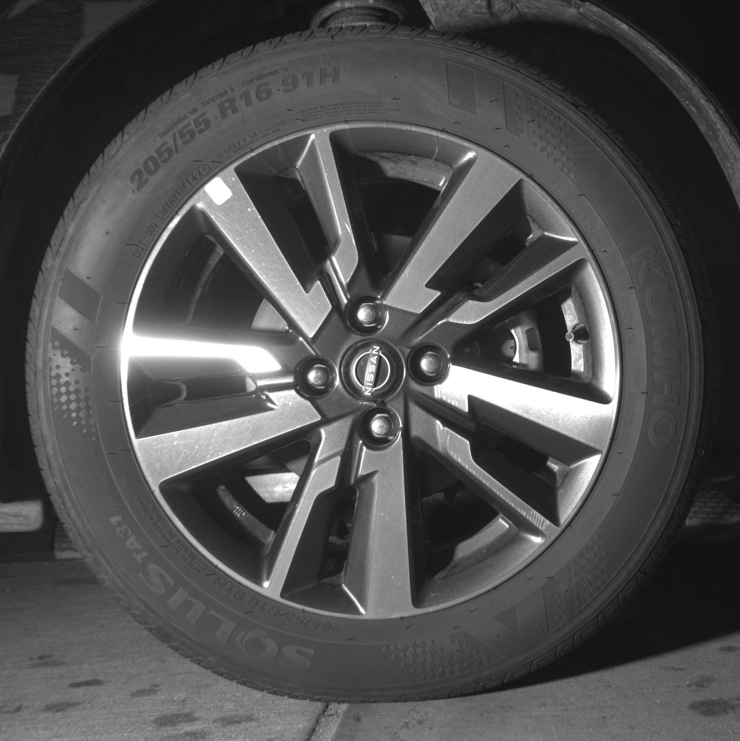 Used 2025 Nissan Versa SV image 13