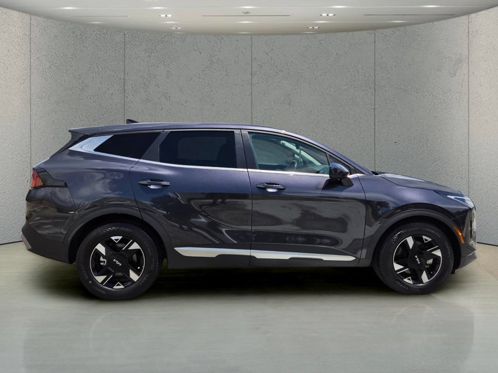 Used 2026 Kia Sportage LX FWD image 6
