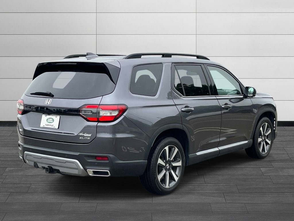 Used 2023 Honda Pilot Elite image 5