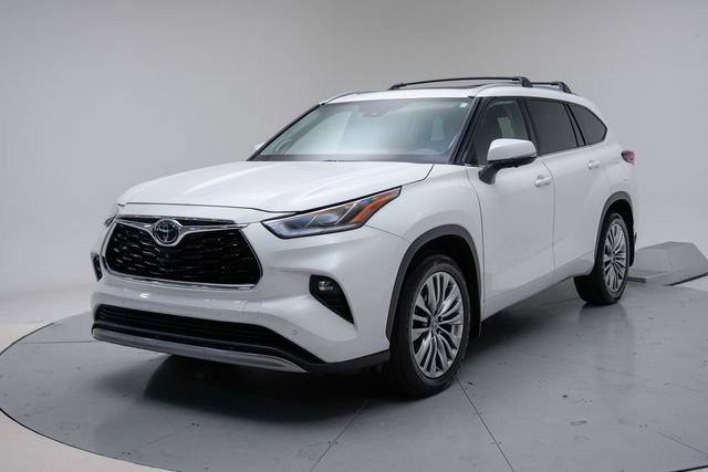 Used 2023 Toyota Highlander Platinum