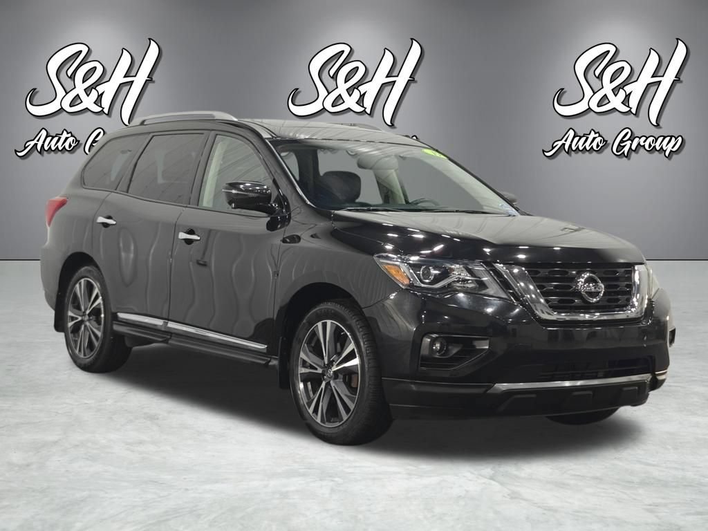Used 2019 Nissan Pathfinder Platinum AWD/4WD image 2