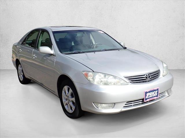 Used 2005 Toyota Camry XLE FWD image 6