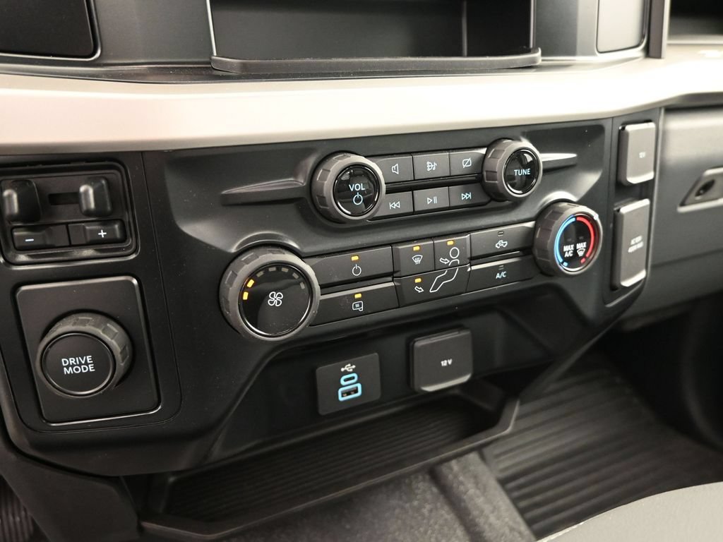 Used 2023 Ford F250 XL w/ XL Chrome Package RWD image 15