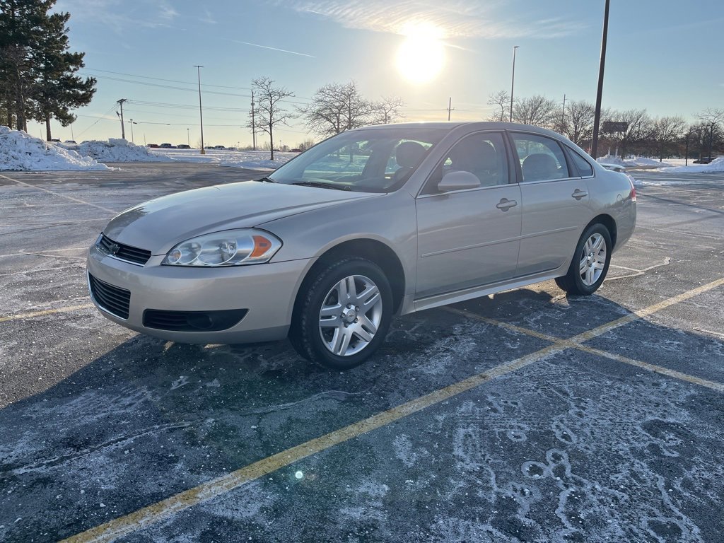 Used 2011 Chevrolet Impala LT w/ Luxury Edition Package image 7