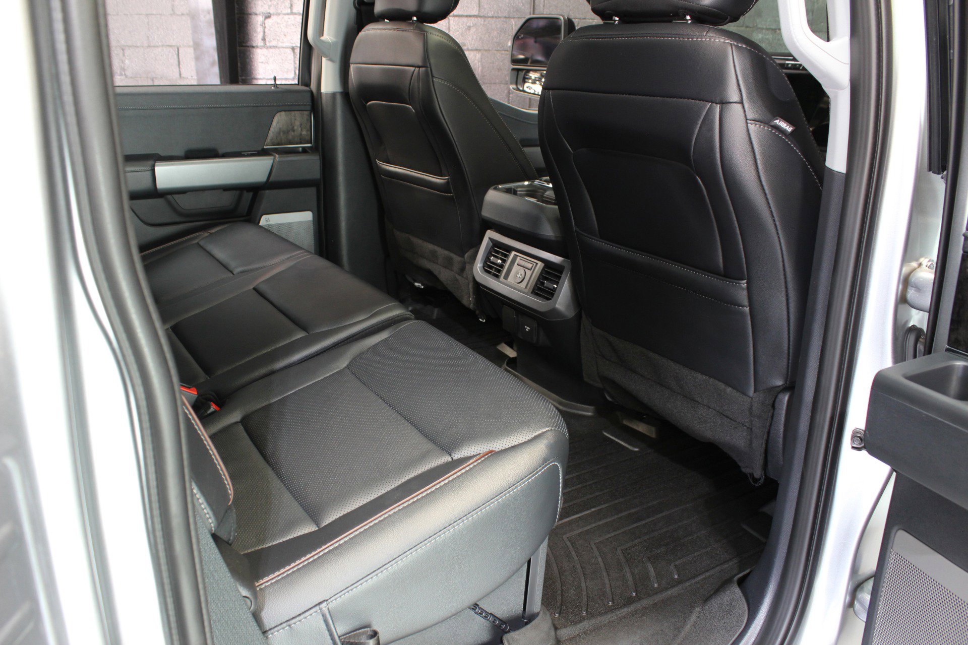 Used 2024 Ford F250 Lariat w/ Lariat Ultimate Package image 52