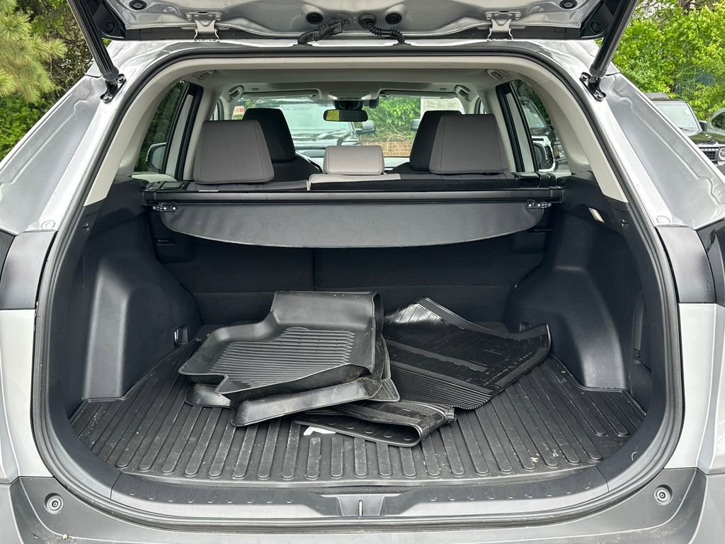 Used 2023 Toyota RAV4 XLE w/ Convenience Package AWD/4WD image 6