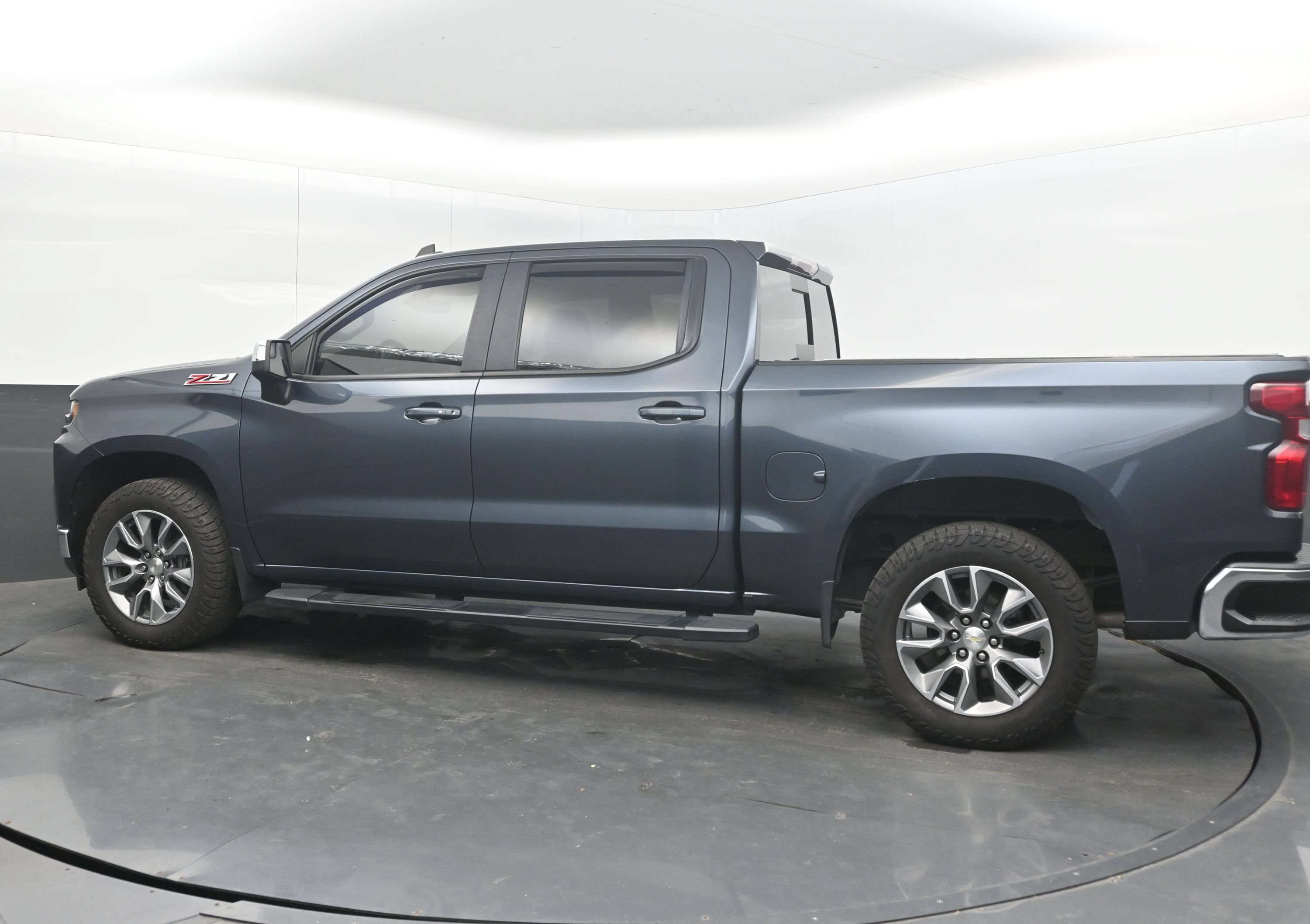 Used 2021 Chevrolet Silverado 1500 LT w/ All Star Edition Plus AWD/4WD image 7