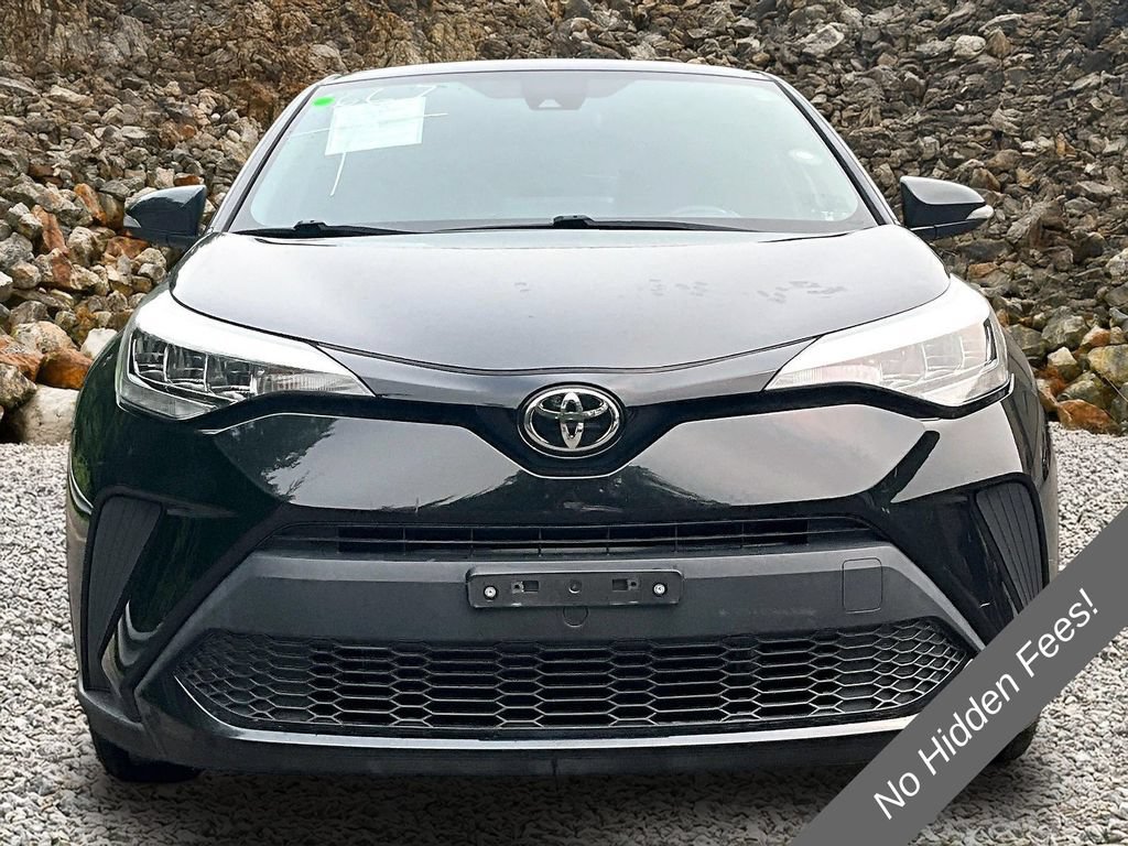 Used 2020 Toyota C-HR XLE FWD image 3