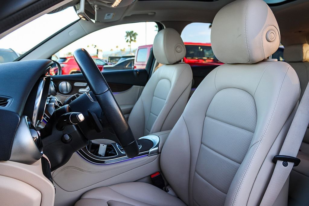 Used 2020 Mercedes-Benz GLC 300 image 18