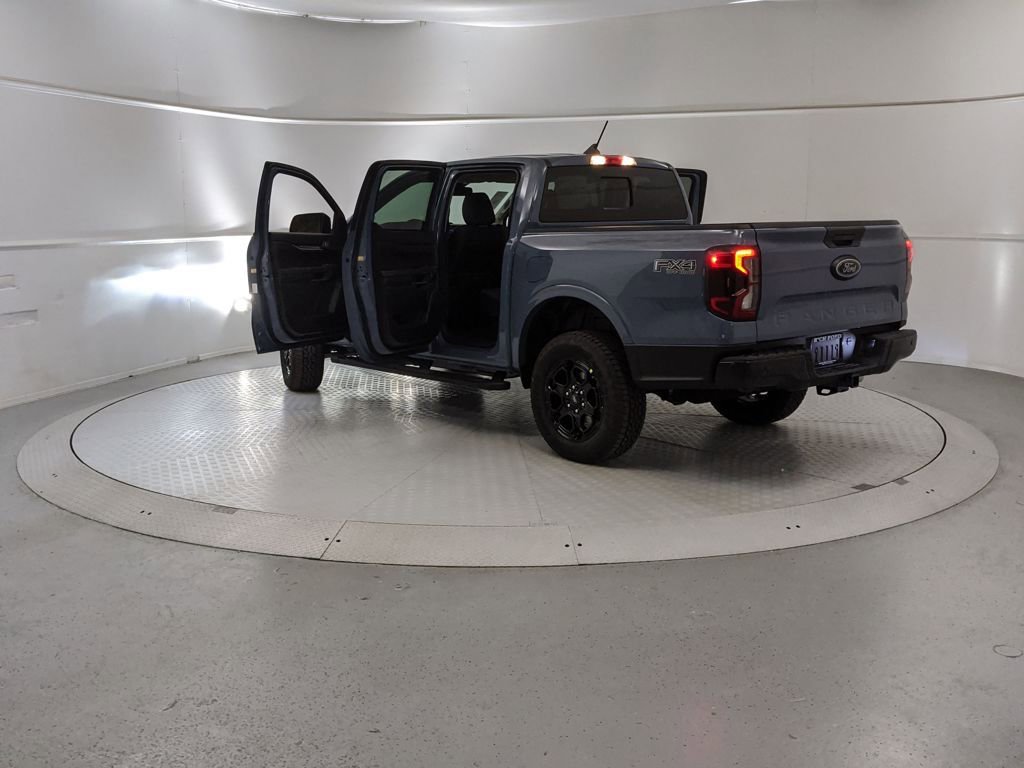 New 2025 Ford Ranger Lariat w/ FX4 Off-Road Package image 10