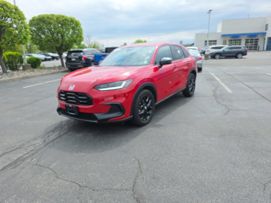 Certified 2025 Honda HR-V Sport image 3