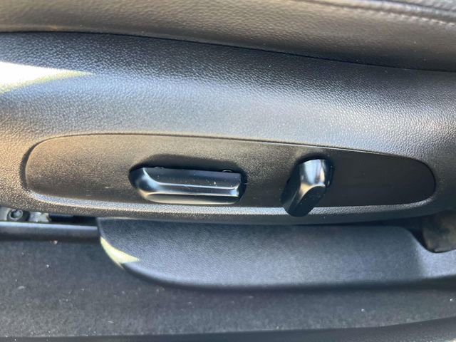 Used 2017 Chevrolet Cruze Premier image 18