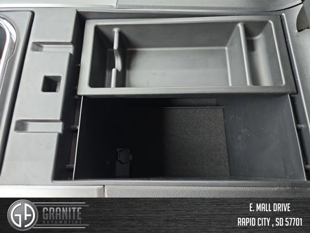 Used 2018 Nissan Titan Platinum Reserve w/ Platinum Utility Package image 25