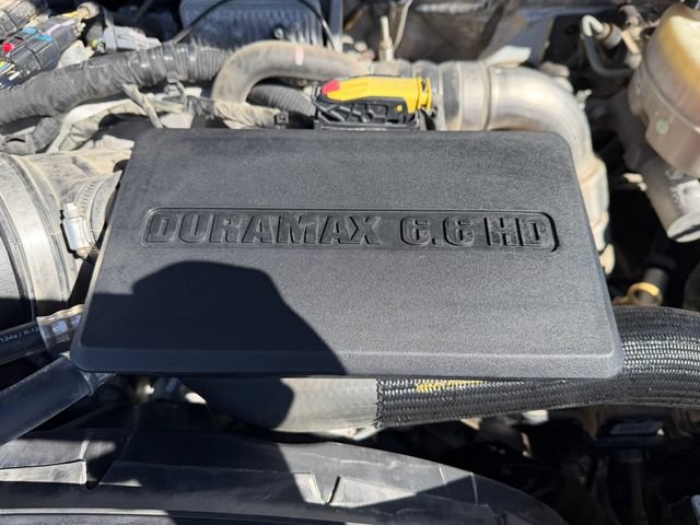 Used 2017 Chevrolet Silverado 3500 W/T AWD/4WD image 4