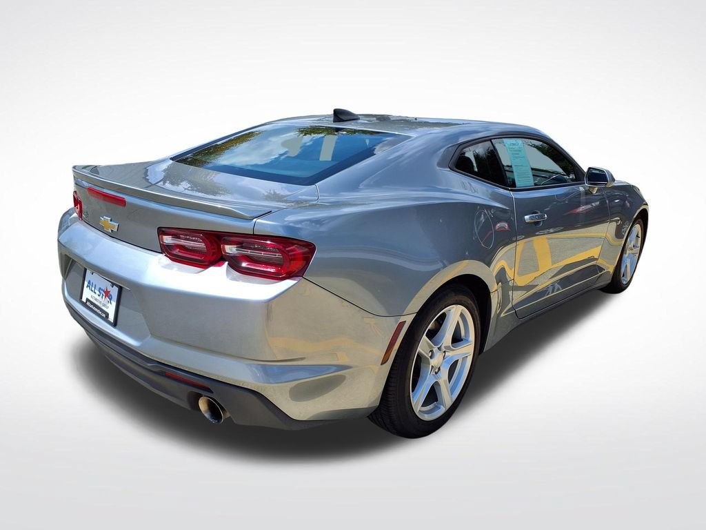 Used 2023 Chevrolet Camaro LT RWD image 7