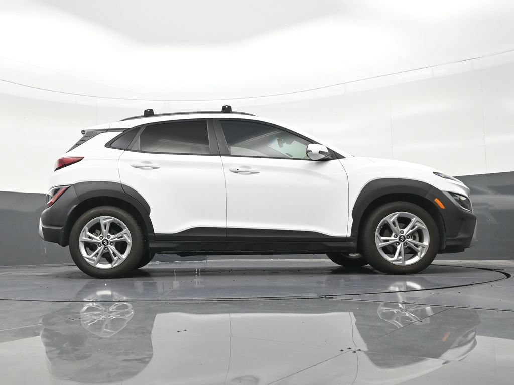 Used 2022 Hyundai Kona SEL FWD image 28