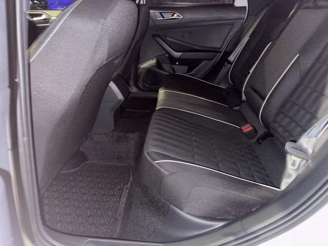 Used 2024 Volkswagen Jetta Sport image 20