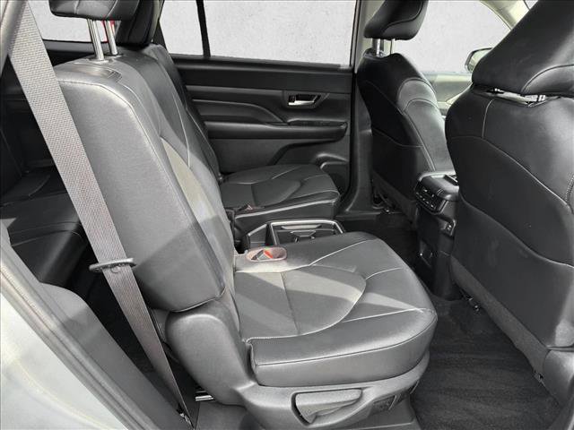 Certified 2025 Toyota Grand Highlander AWD image 20
