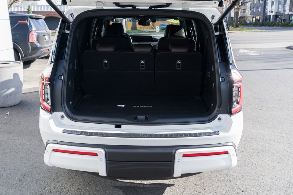 New 2026 Nissan Armada Platinum image 8