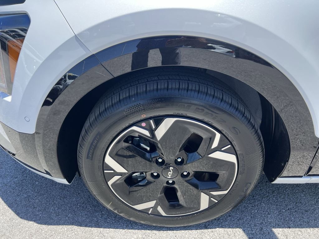 New 2026 Kia Niro Wave FWD image 10