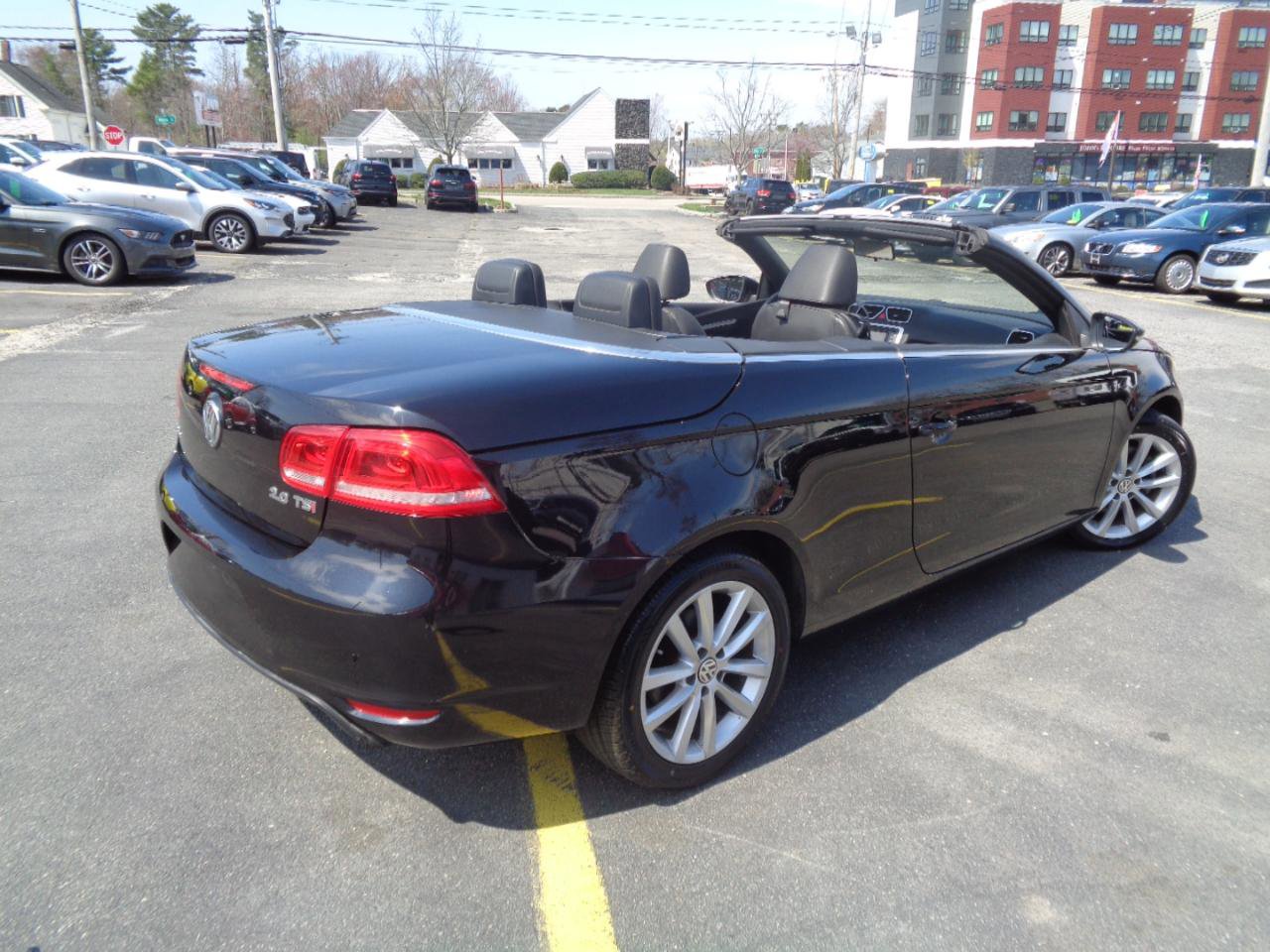 Used 2016 Volkswagen Eos Komfort FWD image 4