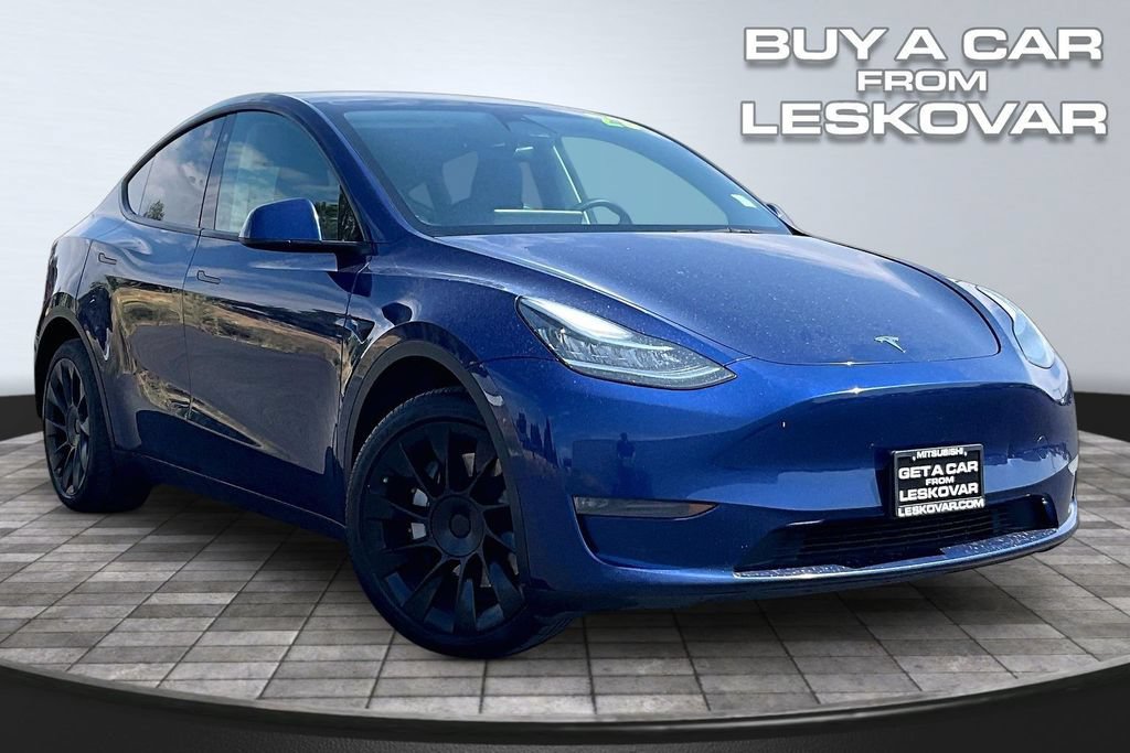 Used 2023 Tesla Model Y Long Range AWD/4WD image 1
