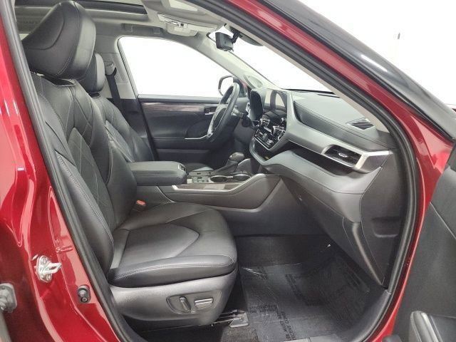 Used 2023 Toyota Highlander Platinum AWD/4WD image 18