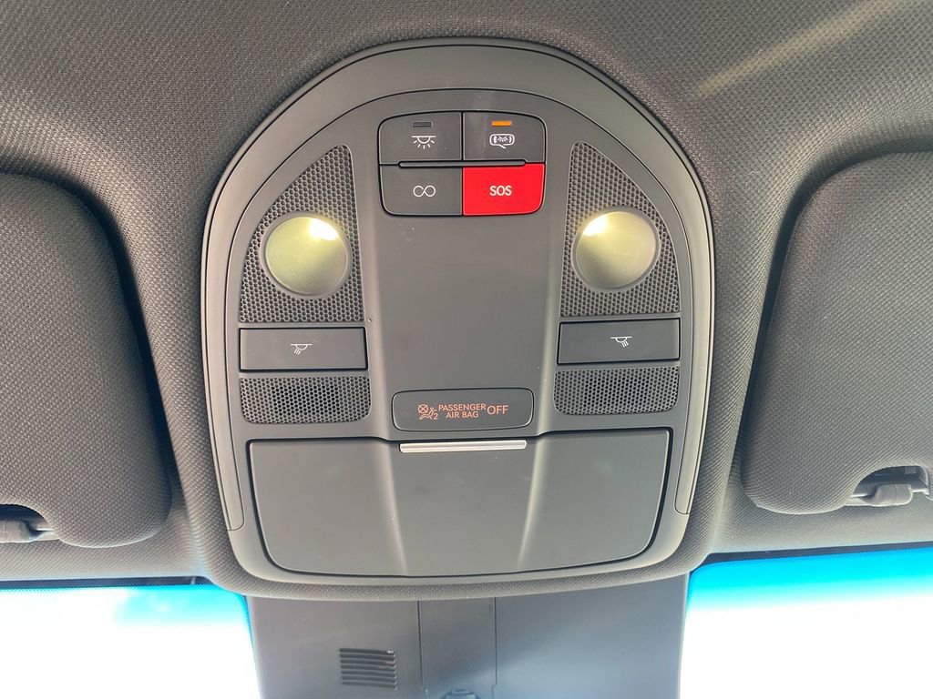 Used 2024 Genesis G70 2.5T image 23