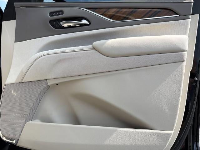 Certified 2024 Cadillac Escalade Sport Platinum w/ Heavy-Duty Trailer Package AWD/4WD image 14