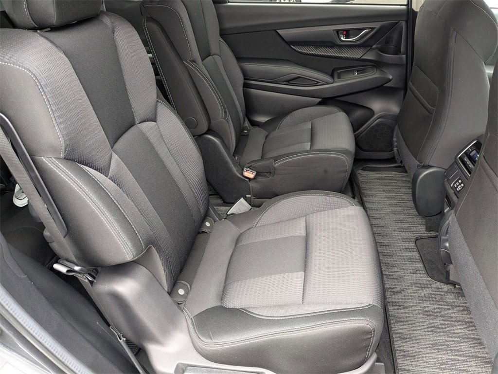 Used 2025 Subaru Ascent Premium image 34