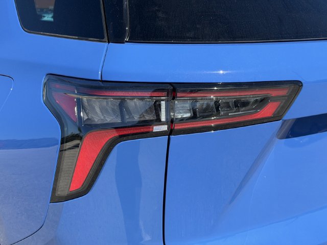 New 2027 Chevrolet Equinox RS w/ Safety and Technology Package FWD image 14
