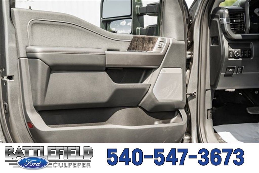 New 2026 Ford F350 Lariat w/ Chrome Package image 35